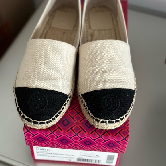 Tory Burch Dulce de Leche Canvas Espadrille - Picture 2 of 9